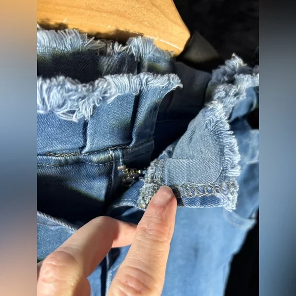 Hayden Los Angeles Denim Ruffle Skirt with Belt Sz S - Picture 5 of 11